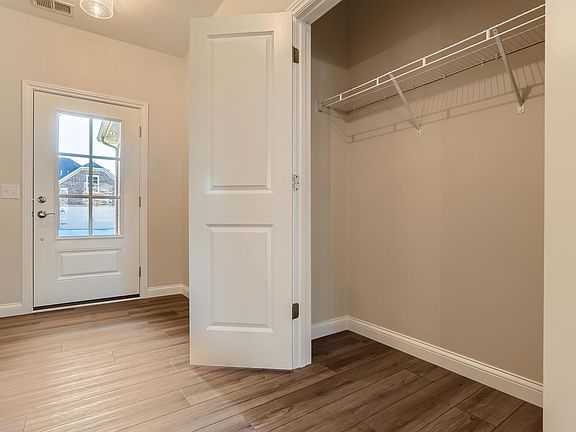 4th image of 3702 Cora Ct Suite A