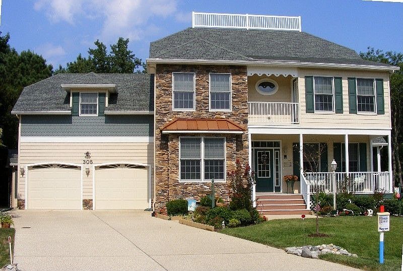 395 Sunrise Ct