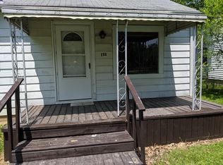 200 E Cowing Dr, Muncie, IN 47303