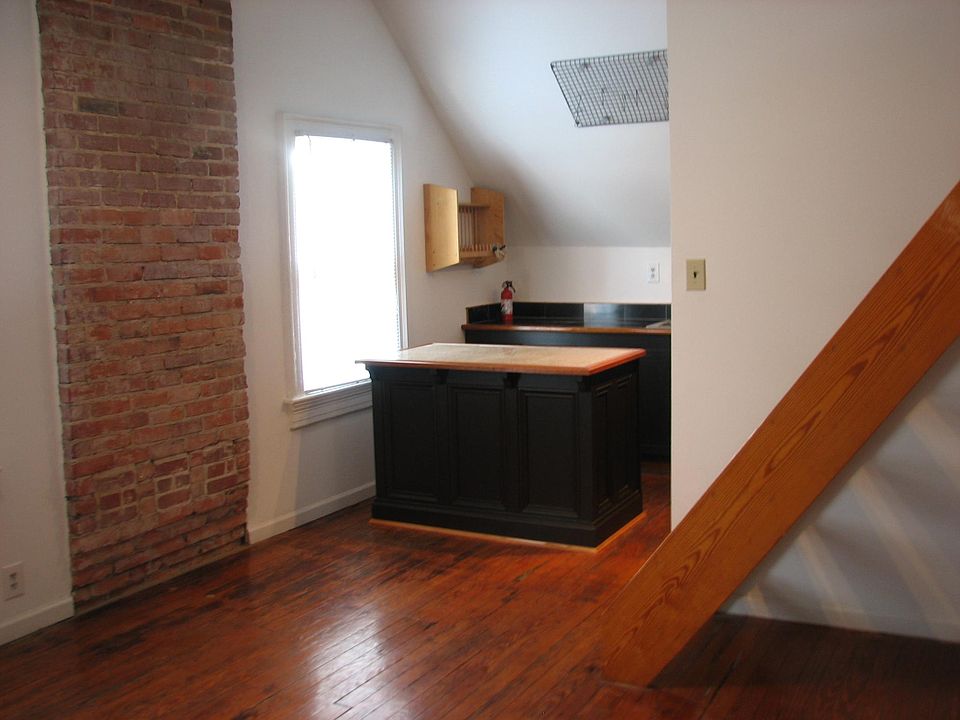 1st image of 804 Westover Ave APT 4