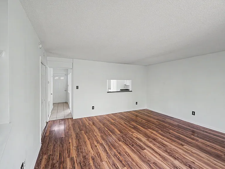 9626 Vinca Cir #D — Photo 22