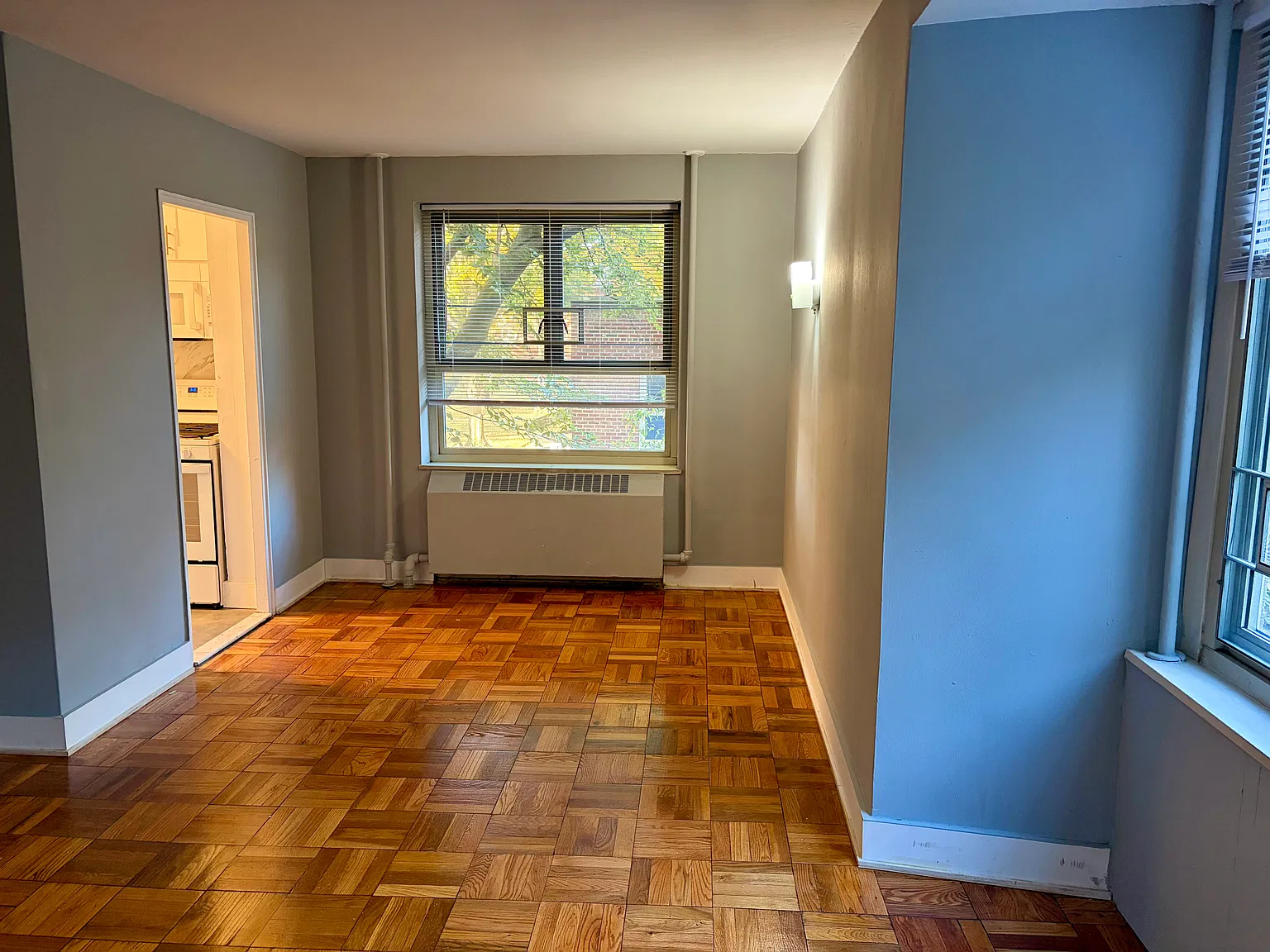 Studio, $1,995 — Photo 3