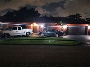 1430 SW 67th Ave, Plantation, FL 33317