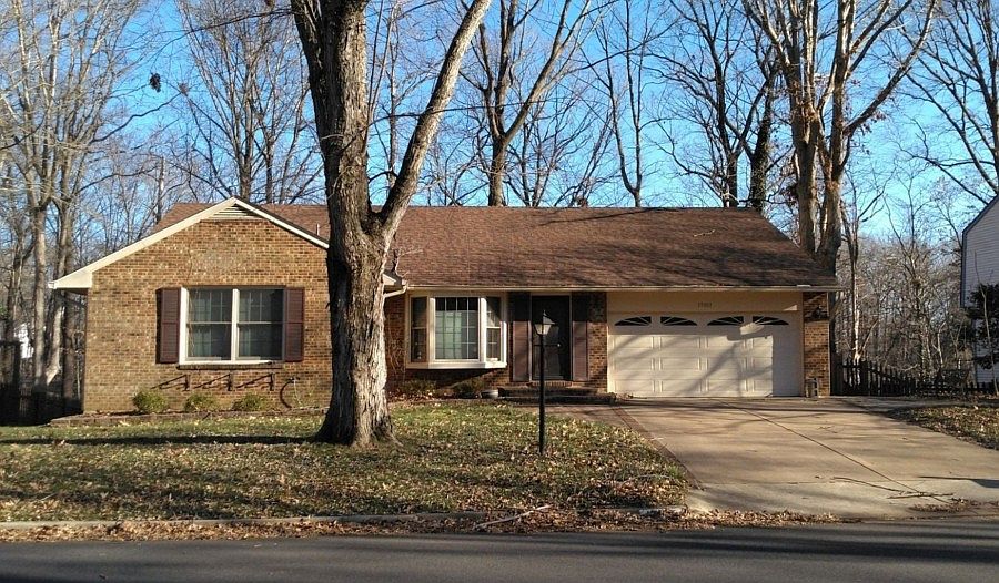 1st image of 15801 Edgewood Dr