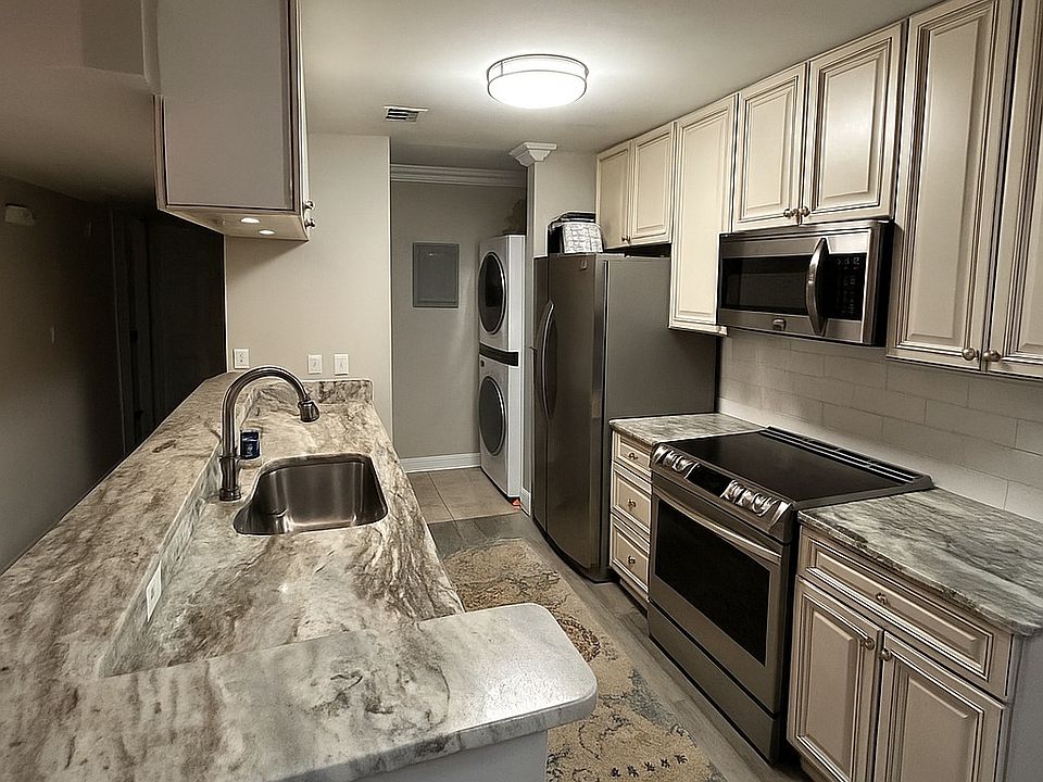 kitchen/laundry