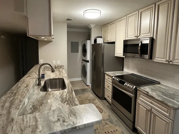 2201 Scenic Hwy, Pensacola, FL