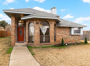 2006B Chestnut Rd, Carrollton, TX 75007