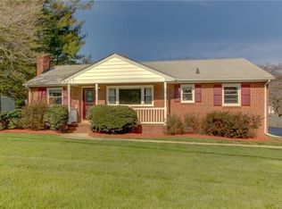 7365 Shady Grove Rd, Mechanicsville, VA 23111