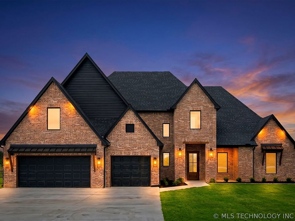 1st image of 14376 N Siddiki Ave