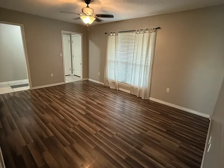1046 Lighthouse Church Rd — Photo 2