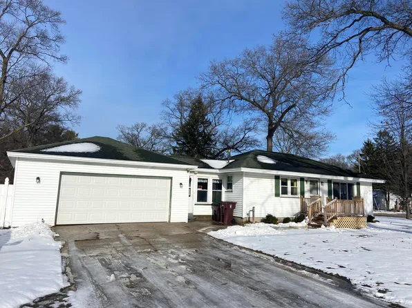 3188 Evanston Ave, Muskegon, MI 49442