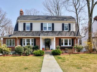 244 Pondfield Rd W, Bronxville, NY 10708