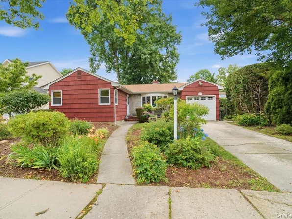 626 Mead Terrace, South Hempstead, NY 11550