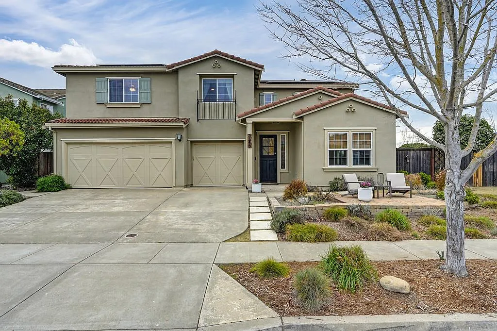3558 Dorena Pl photo 1