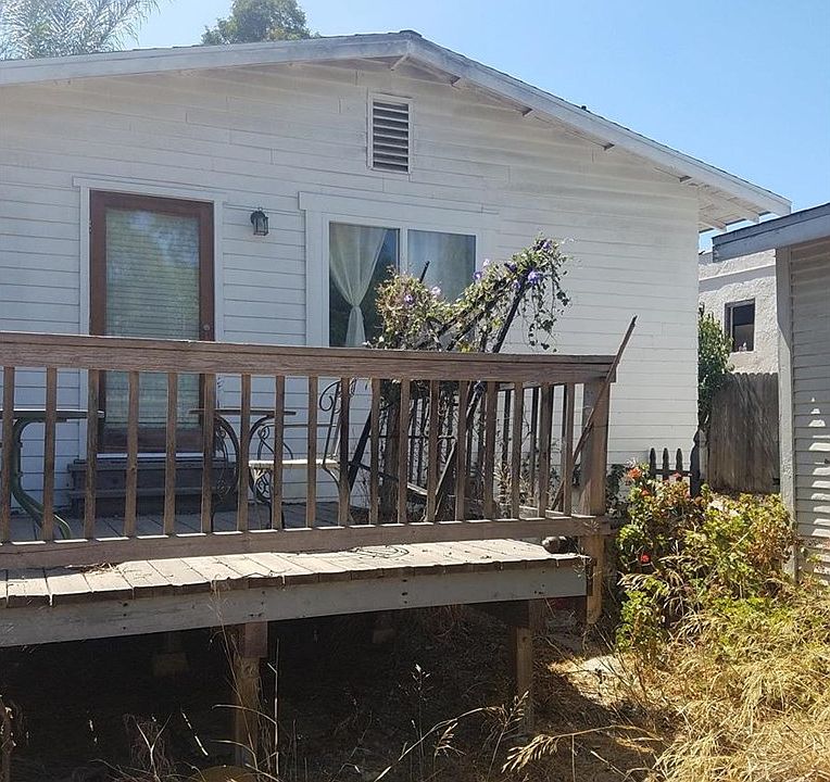 2nd image of 962 W Upland Ave