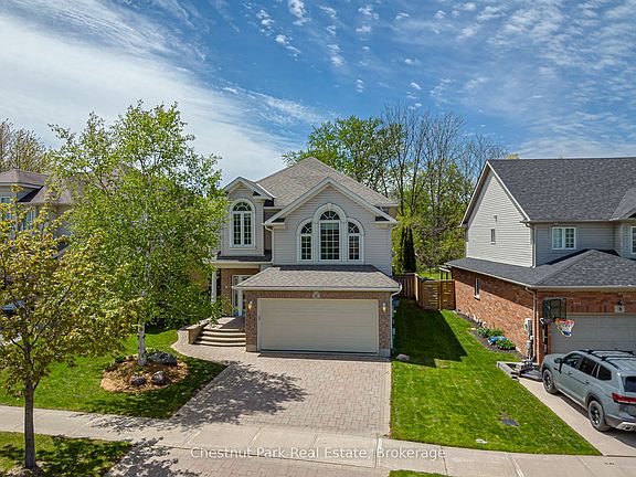 2nd image of 6 Alyssa Dr