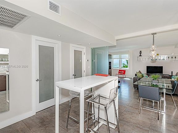 2nd image of 2301 Collins Ave APT 723