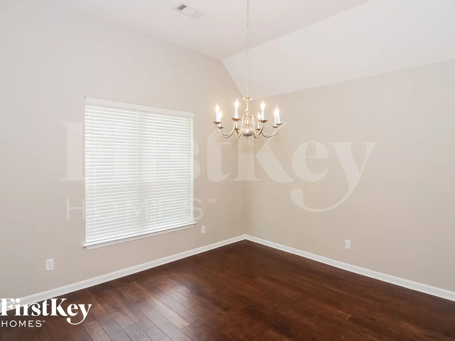 4 bed, 3.0 bath, 3377 sqft, $3,145 — Photo 3