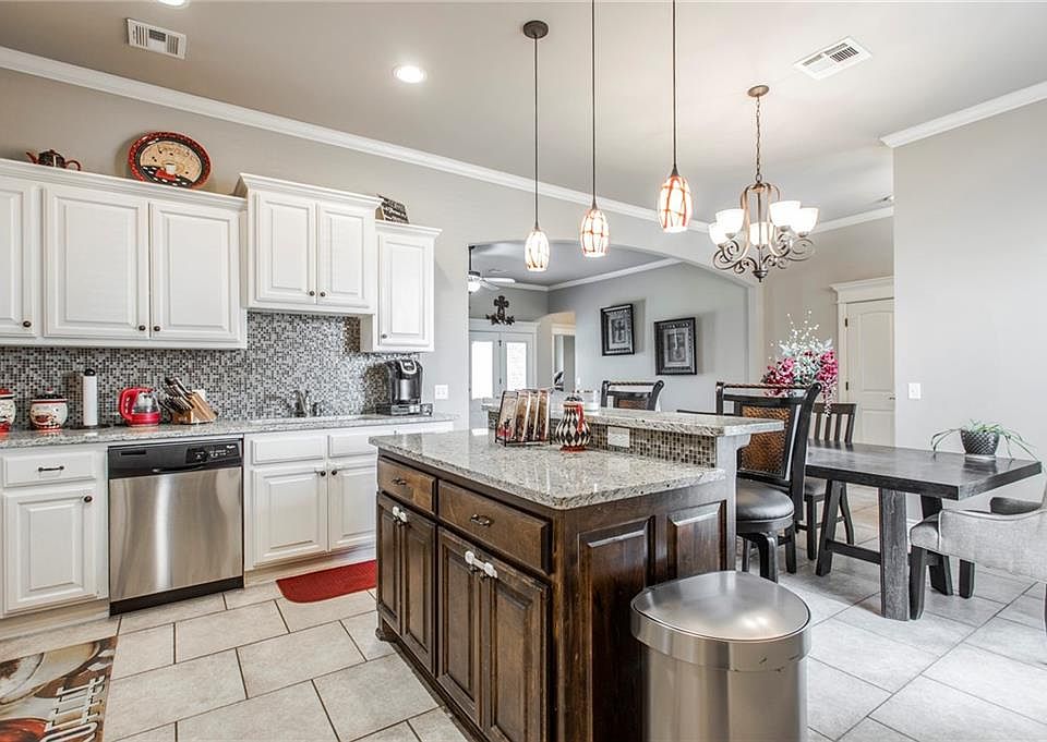 1st image of 3400 San Juan Trl