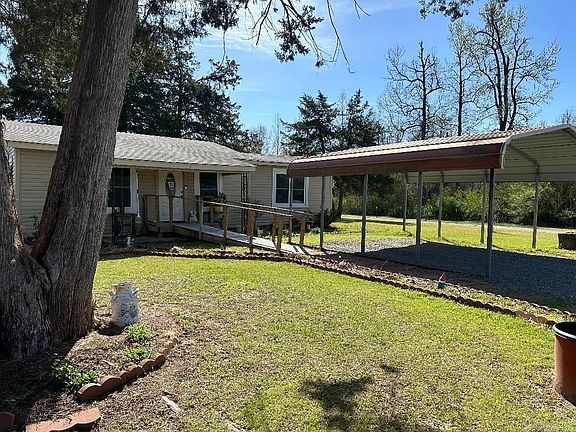 2nd image of 521 Country Trail Ln