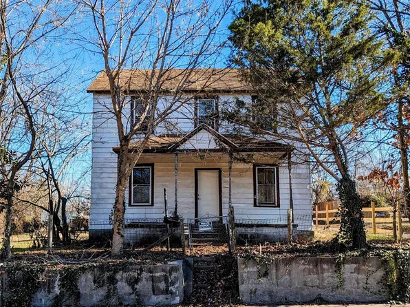 536 S Benton St, Cape Girardeau, MO 63703