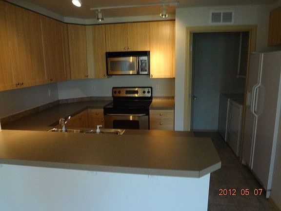 4th image of 10931 124th Ave NE APT 106