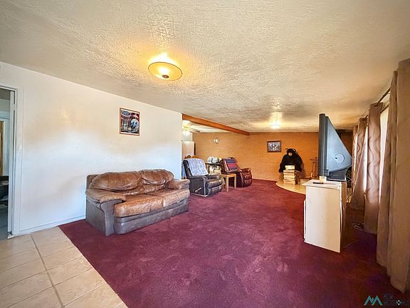 3rd image of 801 Avenue L
