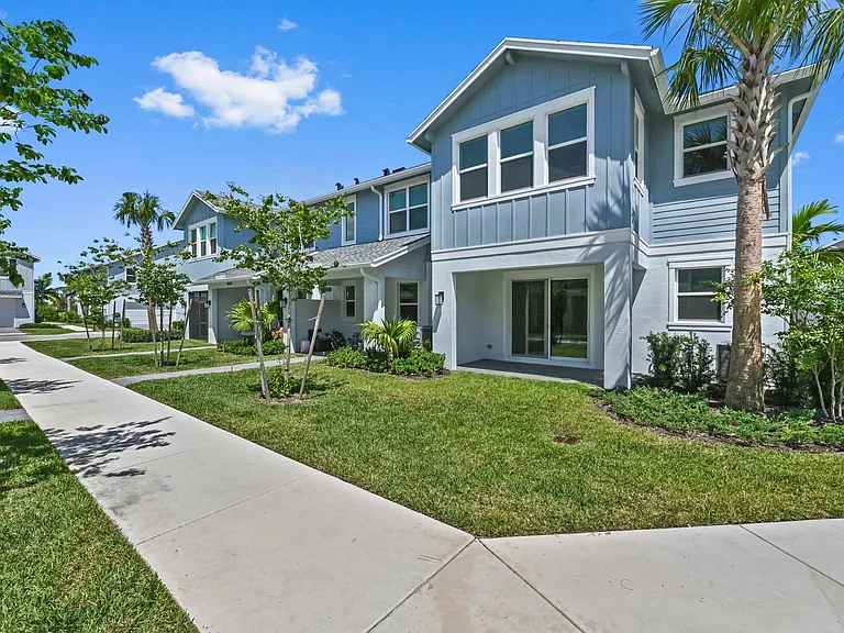 16404 Mirabell Manor Ln — Photo 2