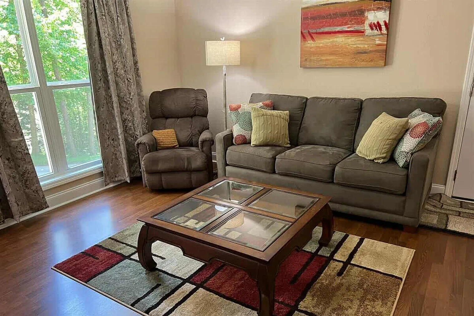 3 bed, 2.0 bath, 2195 sqft, $3,397 — Photo 1