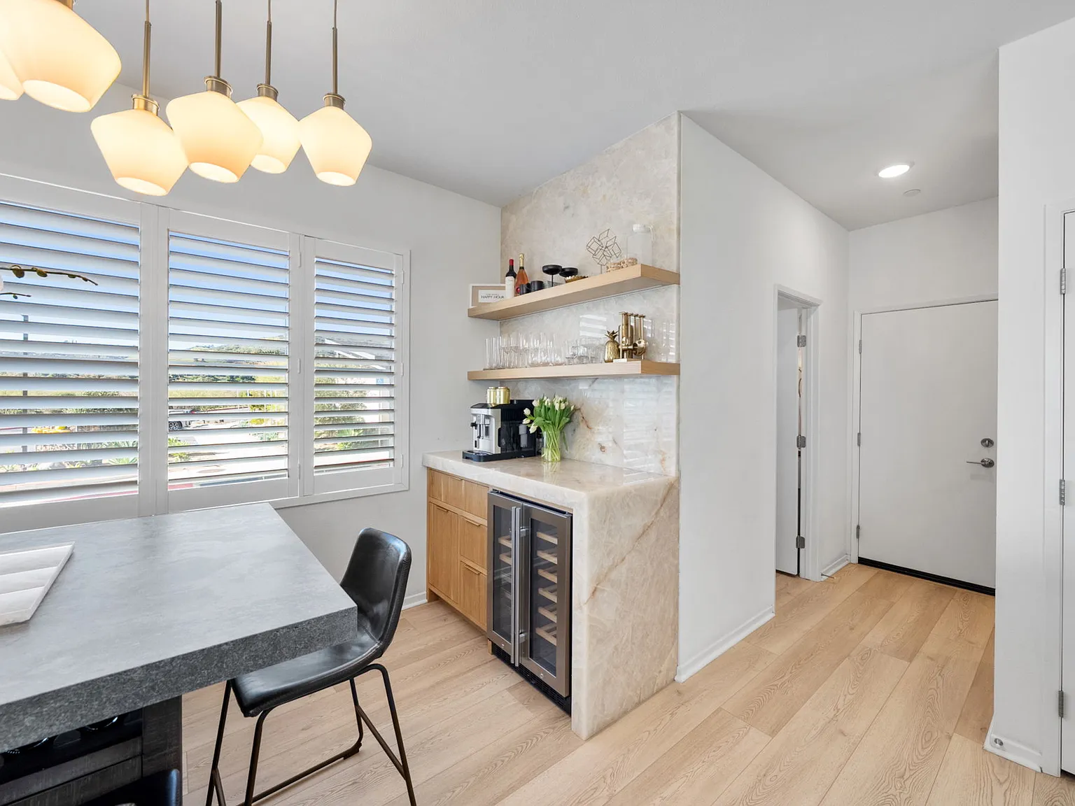 303 Sweet Pl — Photo 2