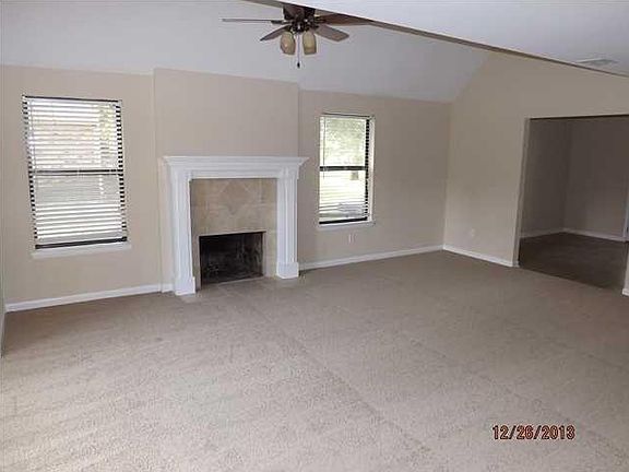 2nd image of 107 Muirfield Cv E