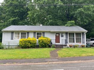 124 Atlanta Rd, Oak Ridge, TN 37830