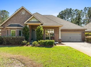 43 Secret St, Freeport, FL 32439