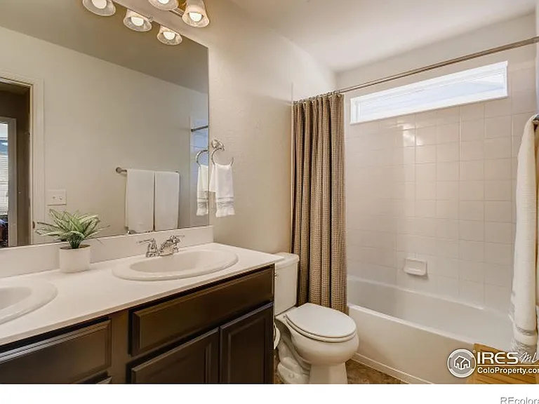 614 W 170th Pl — Photo 21