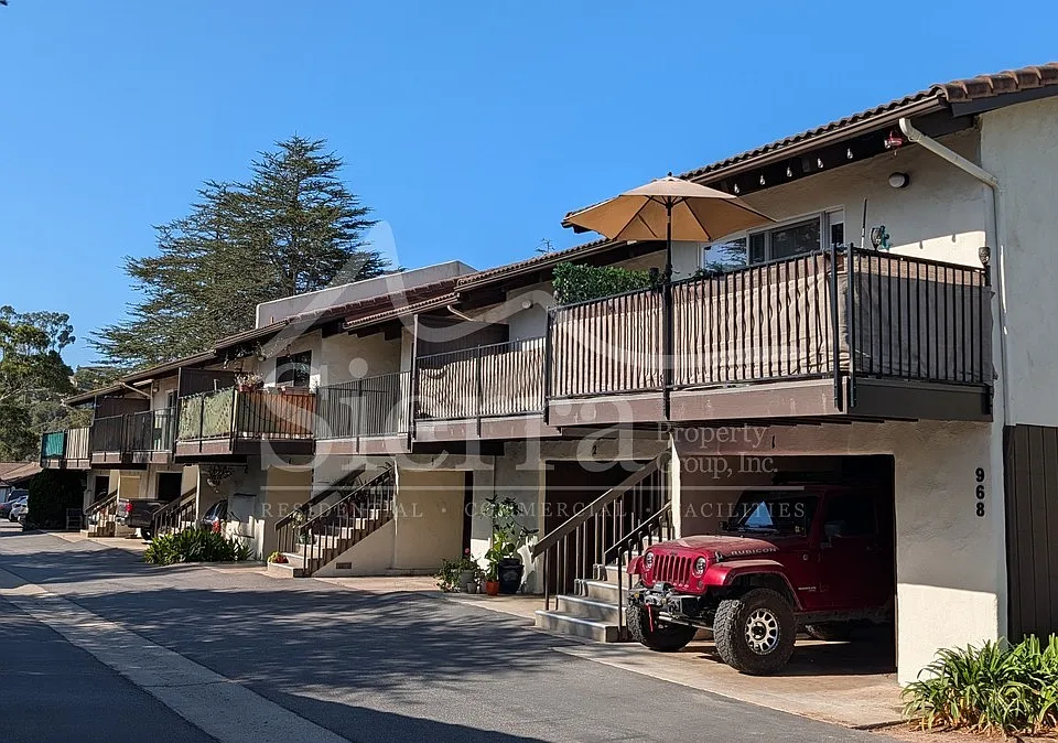 968 Miramonte Dr #3