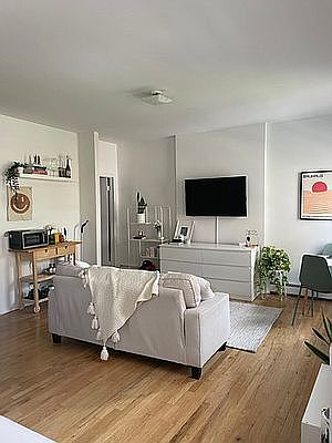 3rd image of 80 Montague St #3F