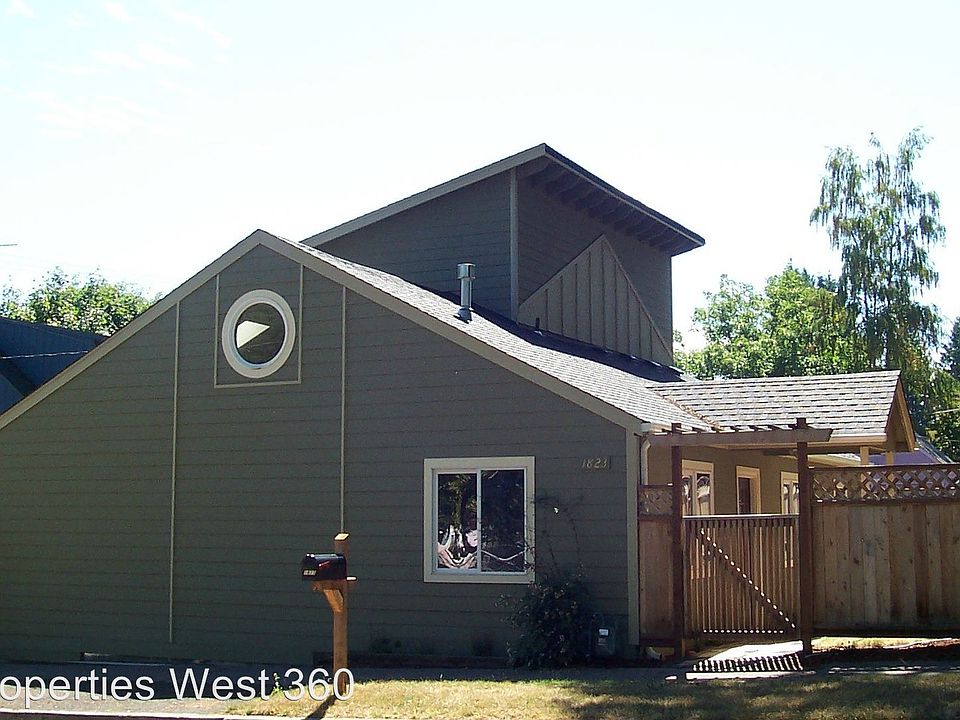 1st image of 1823 E 29th St