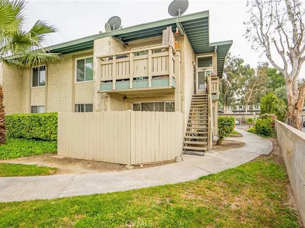 1800 E Old Ranch Rd APT 147, Colton, CA 92324