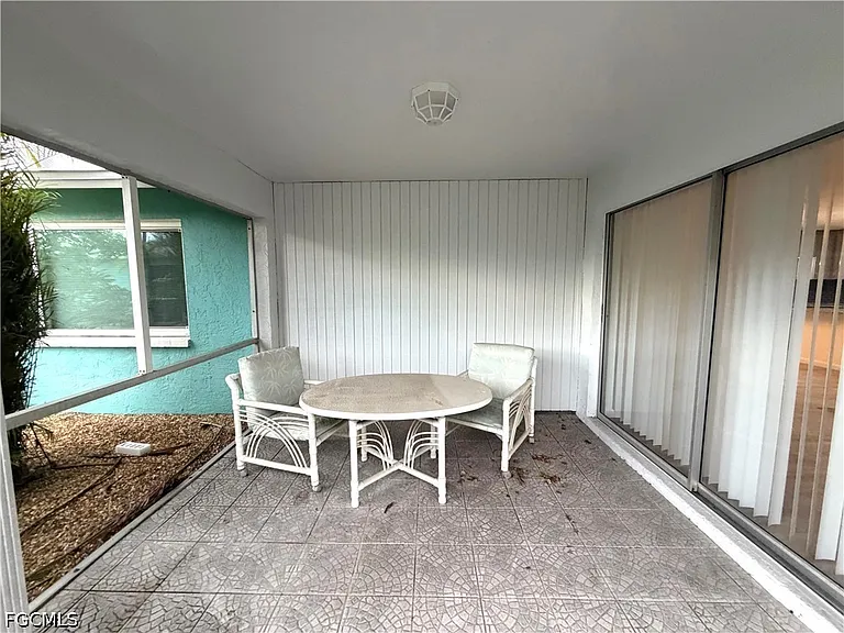 3032 SE Santa Barbara Pl #2 — Photo 15