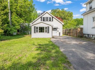 946 Glide St, Rochester, NY 14606