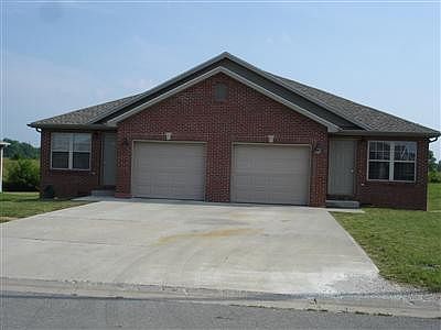 1st image of 817 Cobbler Ln E #819