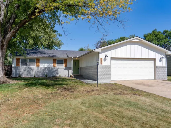 328 W Cherokee Dr, Kechi, KS 67067