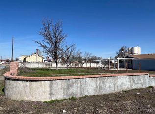 218 S 2nd St, Nyssa, OR 97913