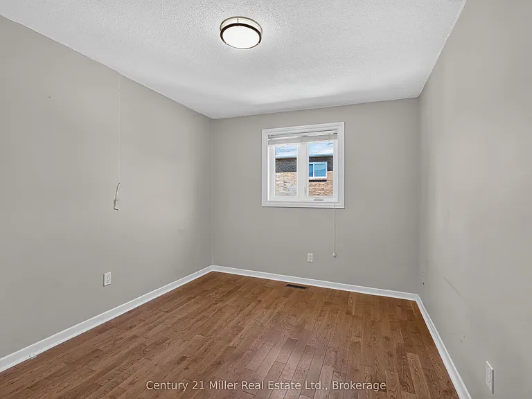 1162 Avondale Dr — Photo 13