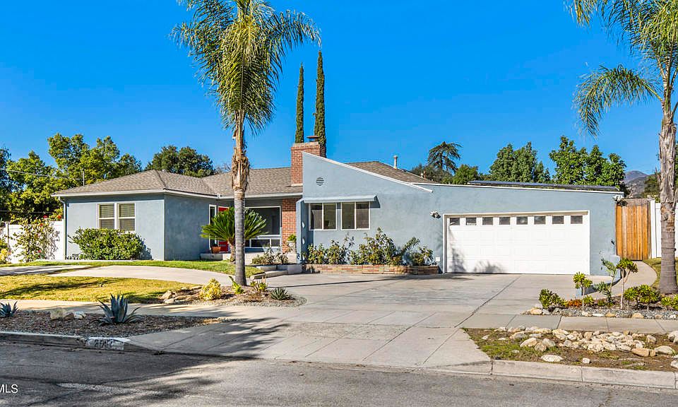 1st image of 2501 Vista Laguna Ter