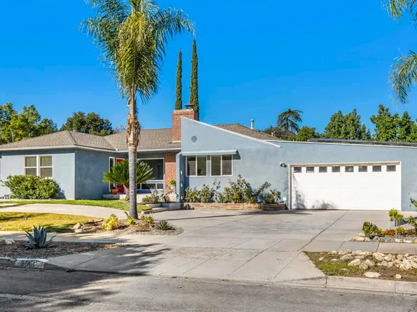 2501 Vista Laguna Ter, Pasadena, CA 91103