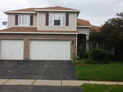 550 Wright Dr, Lake In The Hills, IL, 60156