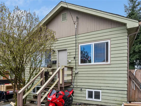 205 Sabiston St, Nanaimo, BC V9R 1M2