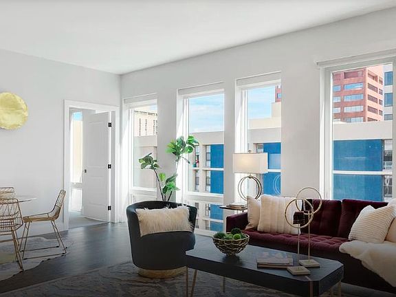 3rd image of 1833 Market St #1102