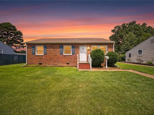 4814 82nd St, Hampton, VA 23605